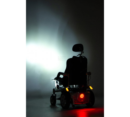 Кресло-коляска электрическая MET Vertic