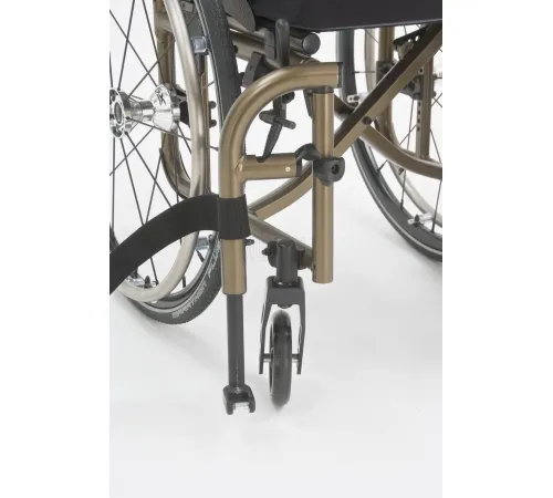 Кресло-коляска активного типа MET Kuschall Compact
